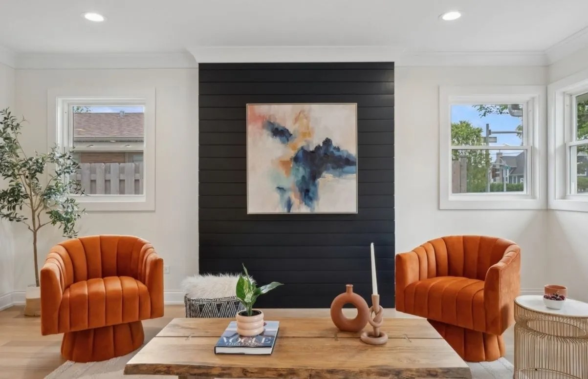 Glenview Road interior view 3