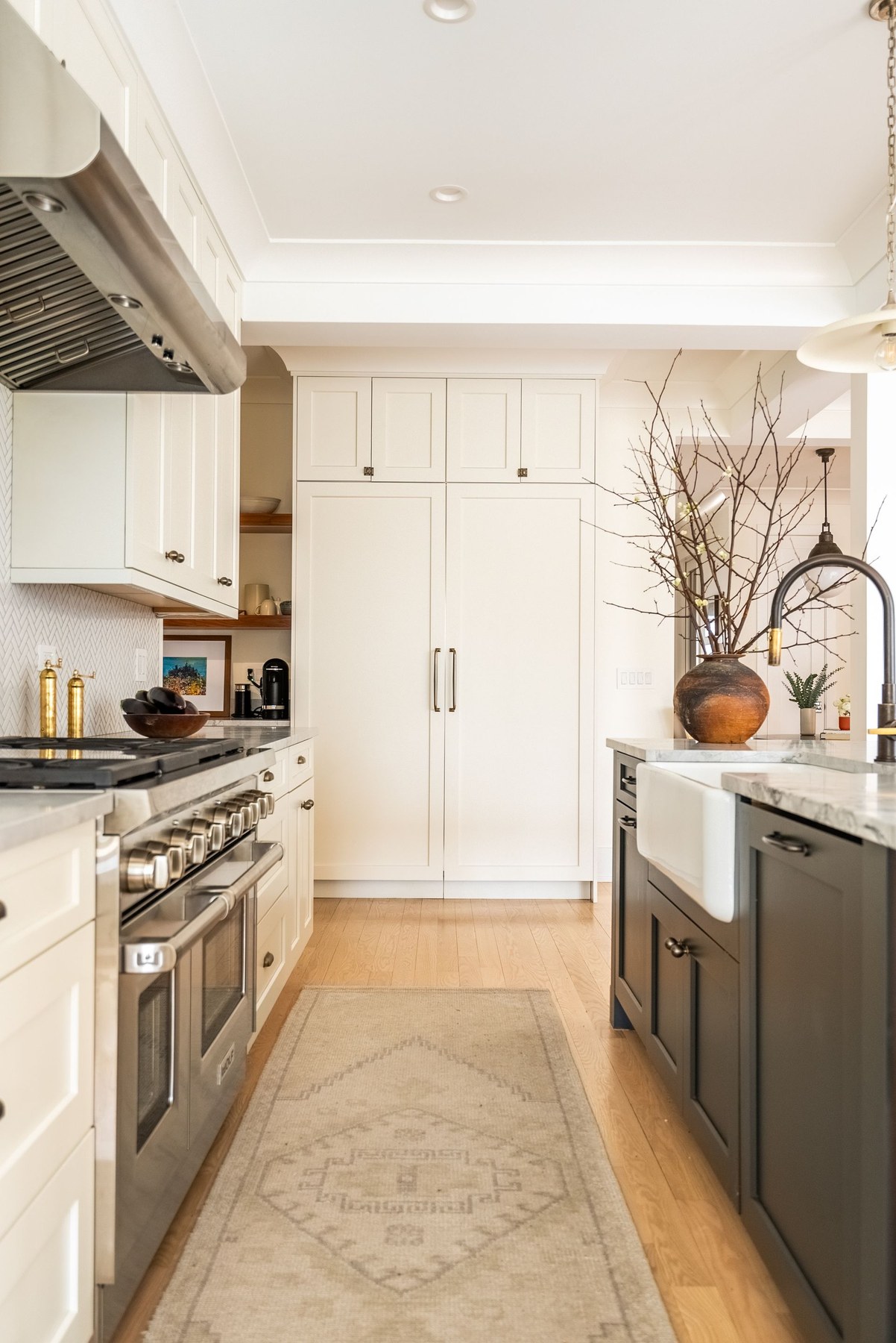 Stuart Street interior view 3